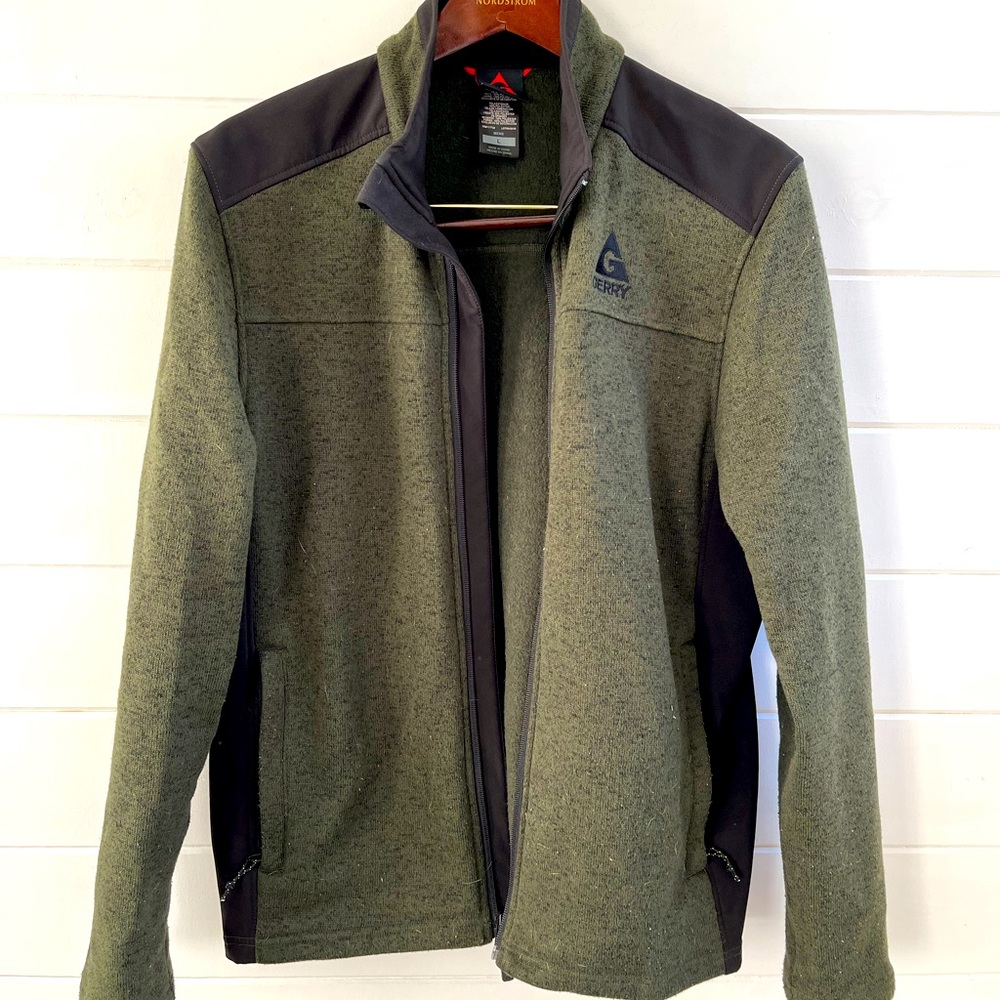 Men’s Large Gerry Knit Jacket.